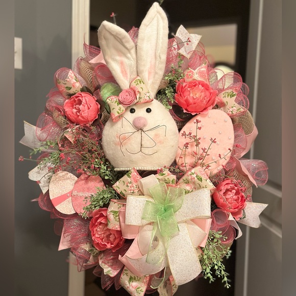 SOLD MESH easter wreath with bunny head. Pink. Cream. Green - Picture 1 of 1